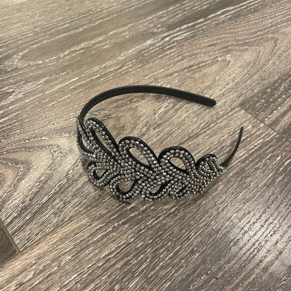 USED: Black and Silver Headbands (9 total) - Picture 1 of 2